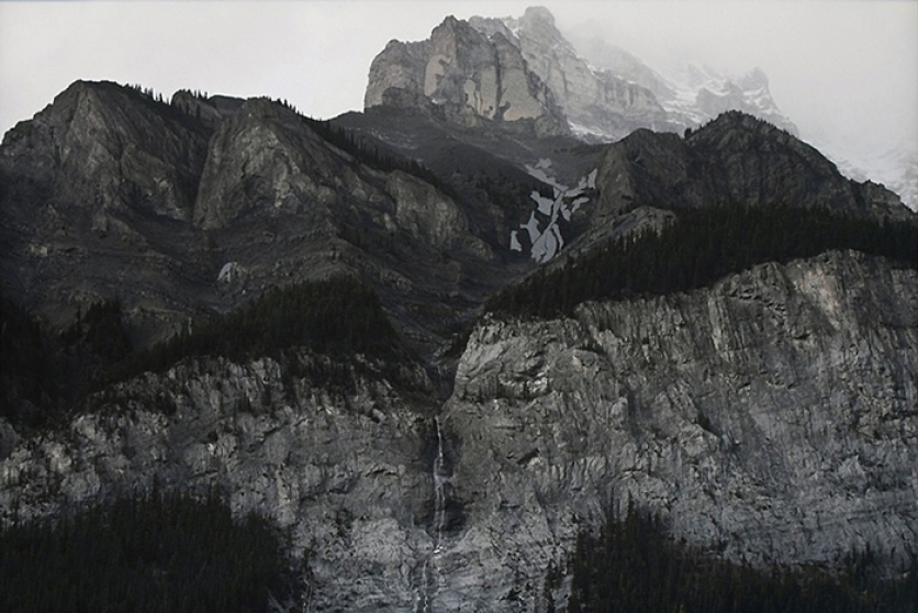 http://www.owa.mirunadragan.com/files/gimgs/th-12_TheMountainsAreMirrors7.jpg