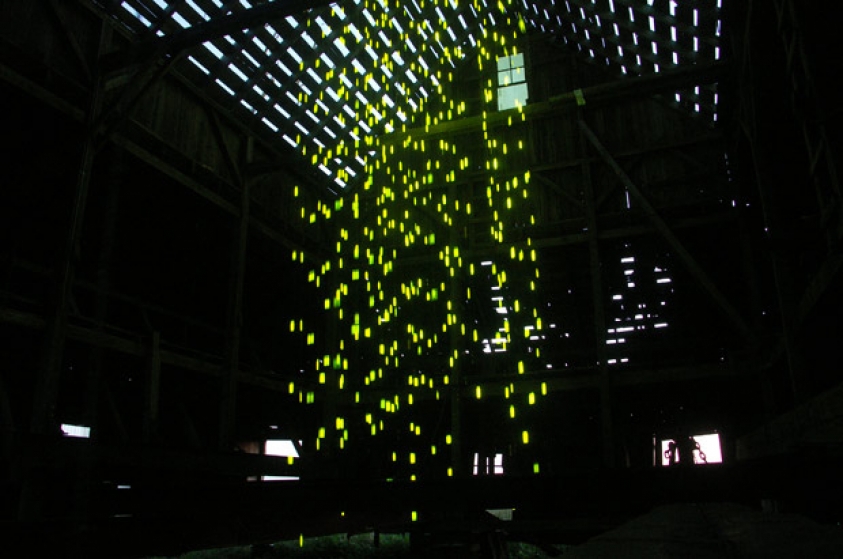 http://www.owa.mirunadragan.com/files/gimgs/th-22_LoveFromAbove_instal1-web.jpg