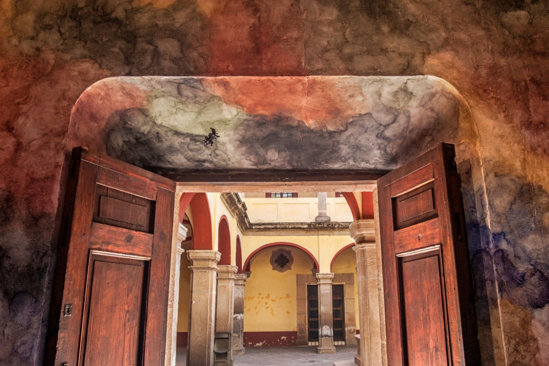 http://www.owa.mirunadragan.com/files/gimgs/th-58_IMG_0992_Inside_Out_W.jpg
